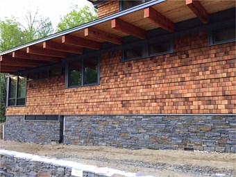 Black river mica ashlar - house facade